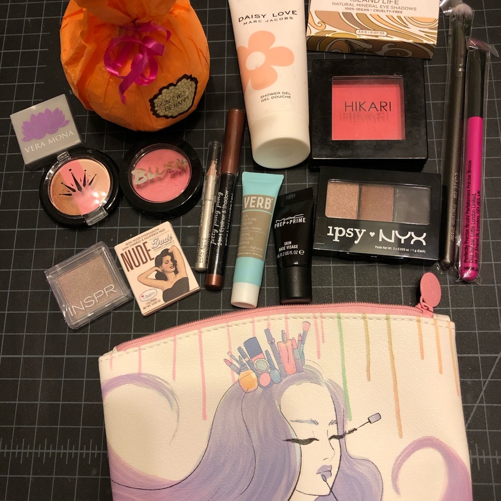 Make-up Bundle
